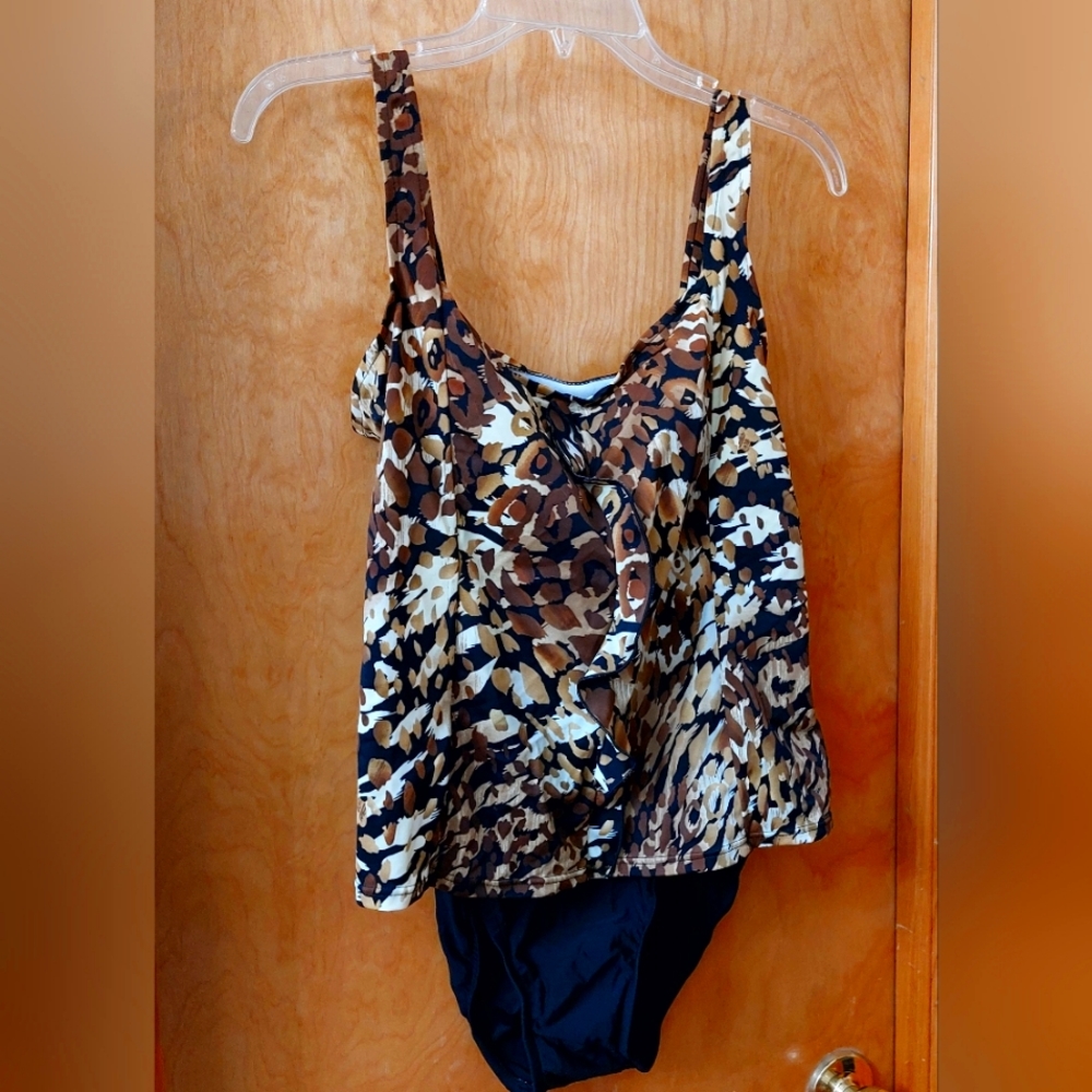 Ladies swimsuit